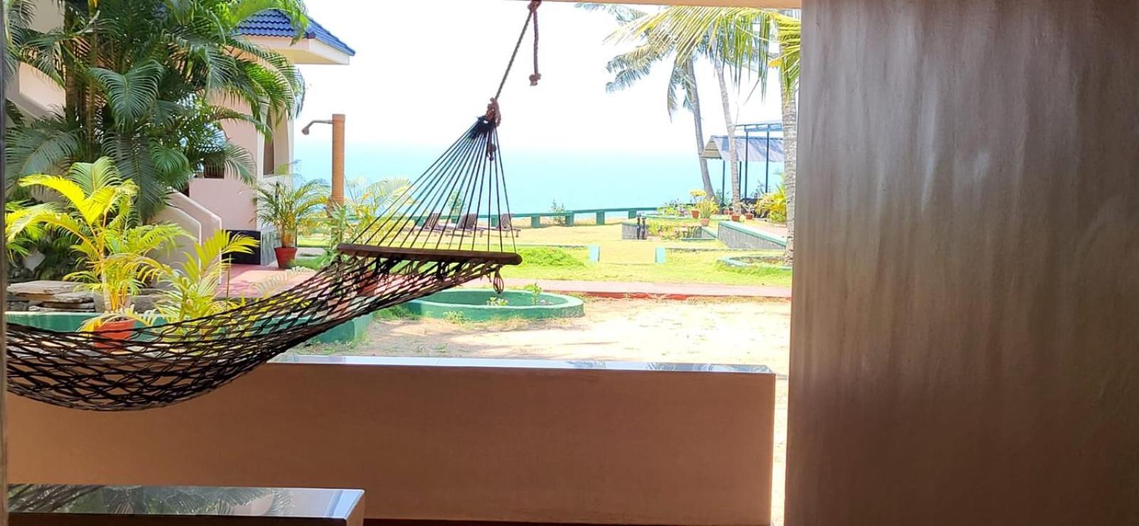 Seashore Beach Resort Варкала Екстериор снимка